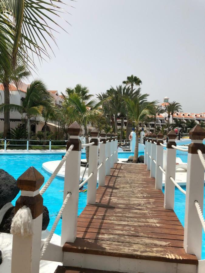 Beachfront Apartment Arona  Ngoại thất bức ảnh