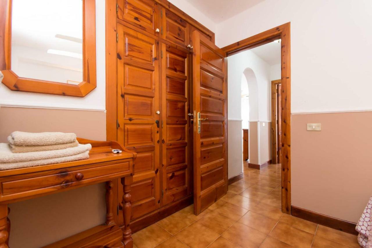 Beachfront Apartment Arona  Ngoại thất bức ảnh